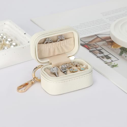KUKUVR Small Travel Ring and Earring Box with Keychain - White