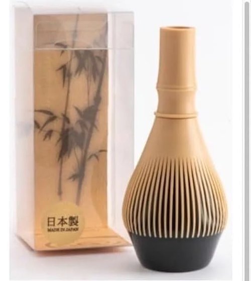 Fugetsu Matcha Whisk with Stand – 4.5" Japanese Chasen – Durable Resin, Dishwasher Safe – Smooth, Frothy Matcha – Made in Japan