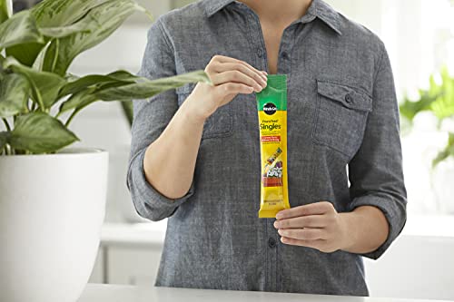 Miracle-Gro Pour & Feed Singles Plant Food, 2 oz Ready-to-Use Fertilizer