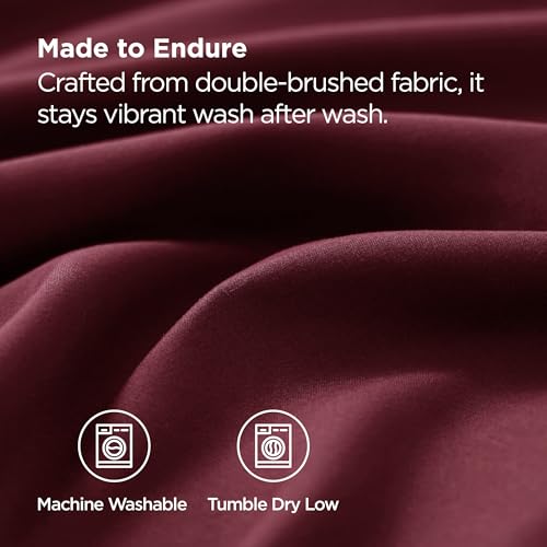 Bedsure Standard Pillowcases - Set of 2 Burgundy Red Brushed Microfiber