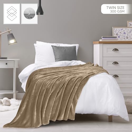 Utopia Bedding Twin Fleece Blanket, 60x80 Inch Plush Microfiber in Camel