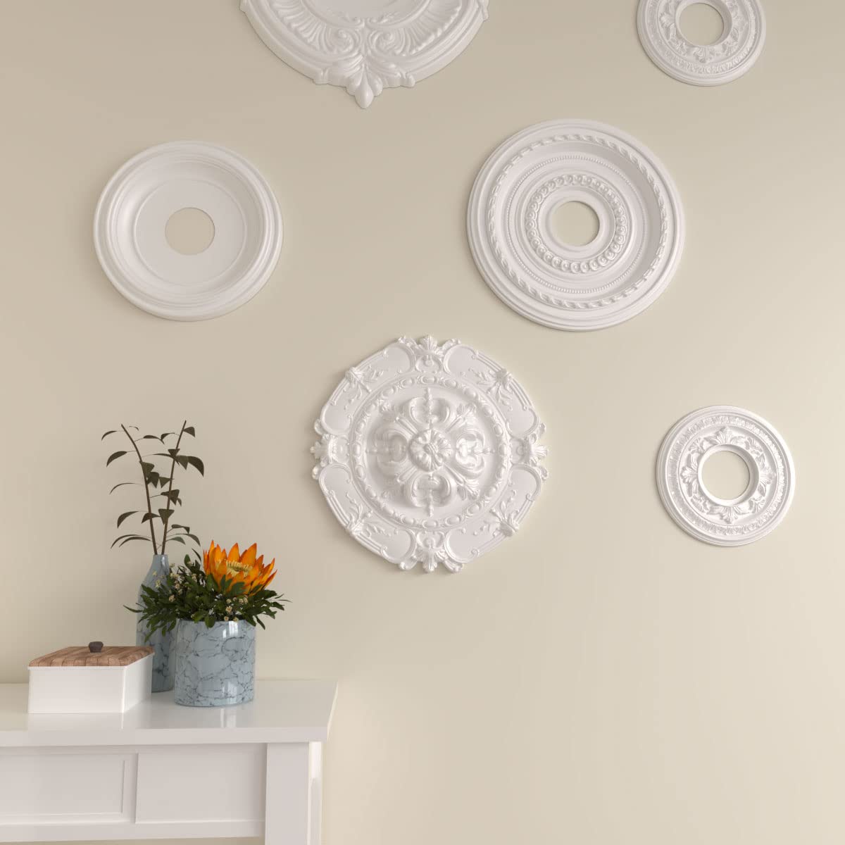 16 1/2"OD x 2 3/8"P Southampton Ceiling Medallion