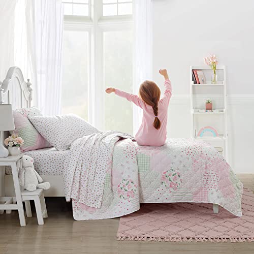 Laura Ashley Kids - Twin Quilt Set, Reversible Kids Bedding with Matching Pillowcase, Soft & Lightweight Toddler Bedding for Girls Room, Coquette Bedroom Decor (Ellyn Pink)
