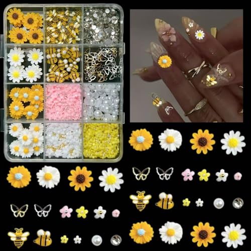 FINGCRO 600PCS 3D Nail Charms and Gems for Y2K Nail Art Design Daisy Flowers