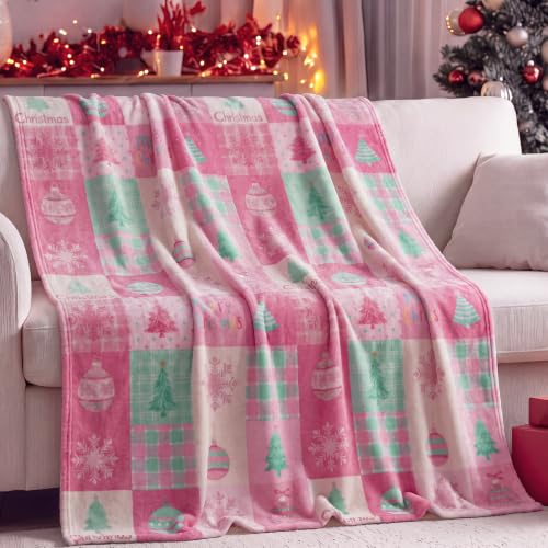 Pink Christmas Throw Blanket - Soft Flannel Holiday Decor for Couch & Bed
