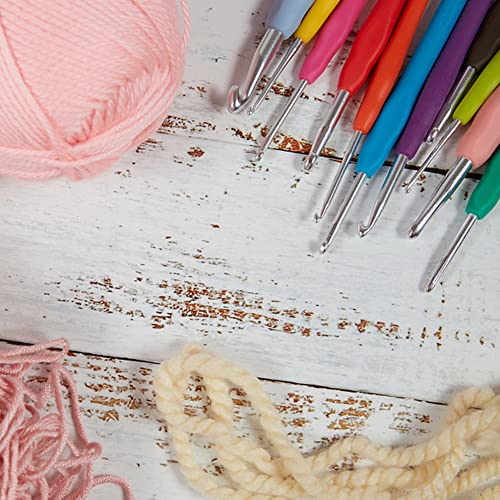 3-Piece Crochet Hook Set - 5.0mm, 6.0mm, 7.0mm - Comfortable Grip