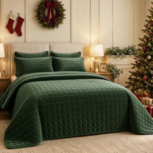 Oversize King Velvet Quilt Set 120x128 Inches - Green Bedspread with Matching Shams