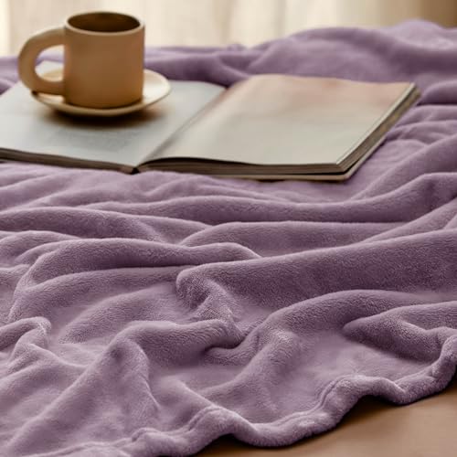 Bedsure Lavender Queen Size Fleece Blanket 90x90 Inches Cozy Lightweight Plush