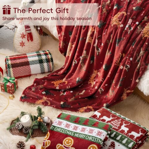 Christmas Puppies Fleece Throw Blanket - Soft Cozy Holiday Decoration