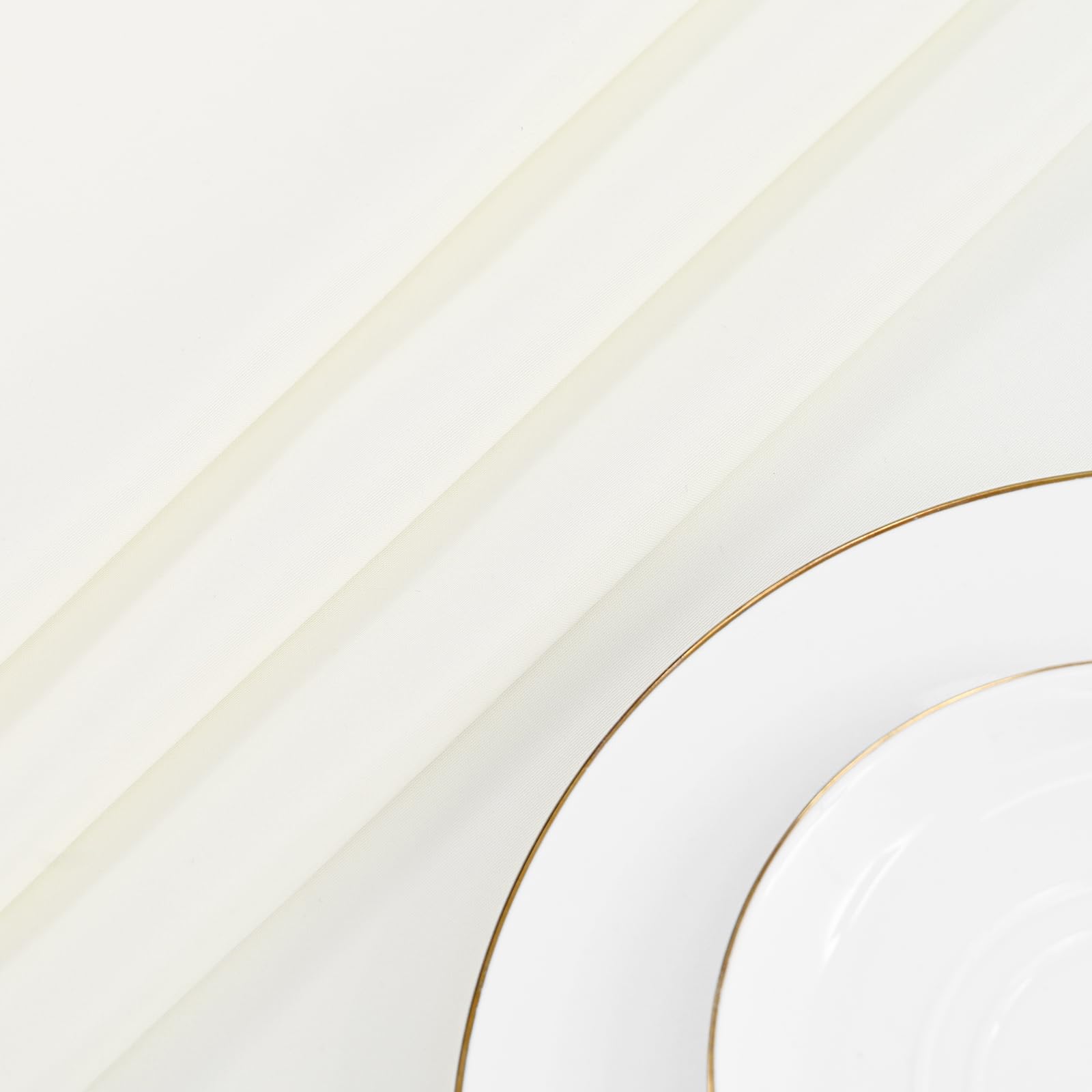 8 Pack Ivory Round Tablecloth 120 Inch Circle Polyester Table Cloth, Washable Fabric Stain and Wrinkle Resistant Table Cover Round Tableclothes for Wedding Parties Banquet Reception Dining