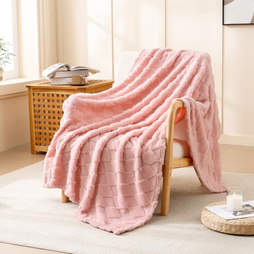 YIICKO Pink Diamond Checkered Fleece Throw Blanket 50"x60" Soft Plush