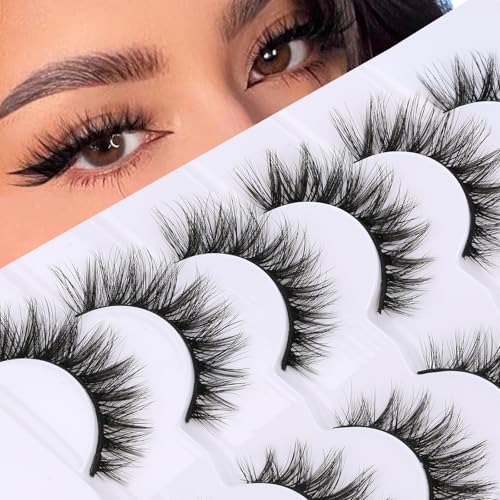 Ailynalash Short Wispy False Eyelashes Natural 14mm Cat Eye Lash Pack