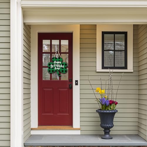 St Patrick's Day Wooden Sign - Green Buffalo Plaid Shamrock Decor