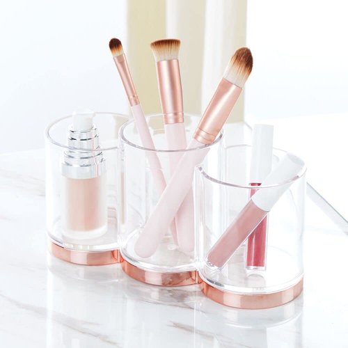 mDesign Practical Makeup Storage – Decorative Makeup Box for Brushes and Mascara – Make Up Display with 3 Compartments – Transparent and Red Gold