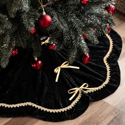 Christmas Tree Skirt Velvet 60 Inch Black Scalloped Edge with Gold Lace