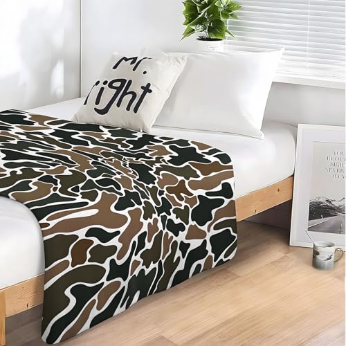 Camouflage Throw Blanket - Warm Soft Fleece Army Hunting Decor Gift