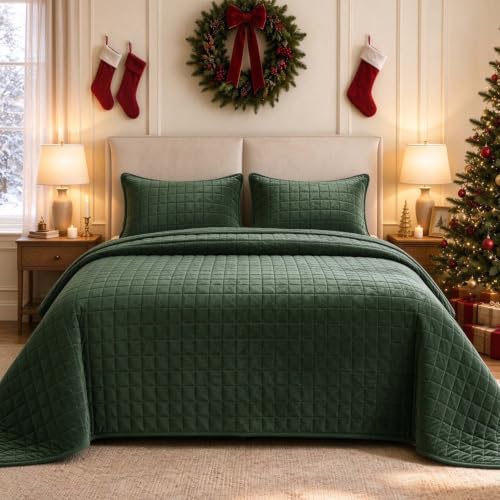 Oversize King Velvet Quilt Set 120x128 Inches - Green Bedspread with Matching Shams