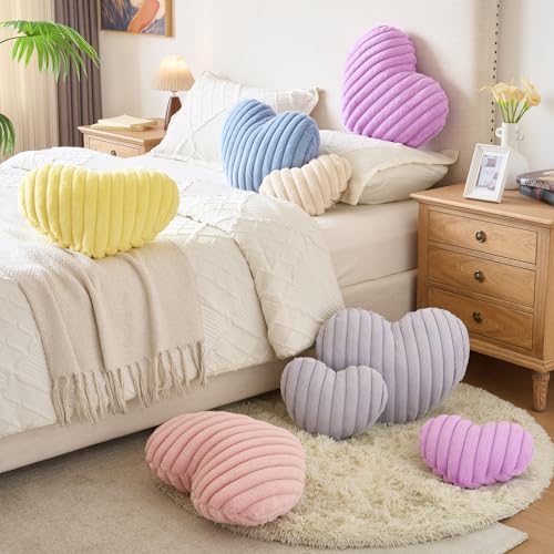 Cozy Heart Shaped Pillow - Soft Plush Decorative Cushion (Mini 12.9" x 9.8")