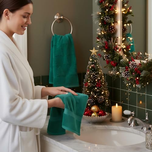 Remagr 4 Pack Christmas Hand Towels with 3D Jacquard Christmas Tree Design - White & Green