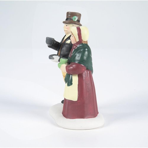 Department 56 Dickens' Village | Coffee Stall Building & Accessory Figurine Set - 2.5 Inch