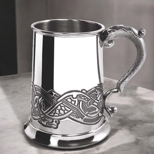 English Pewter Company Celtic Lion Design 1 Pint Pewter Beer Mug Tankard [CEL137]