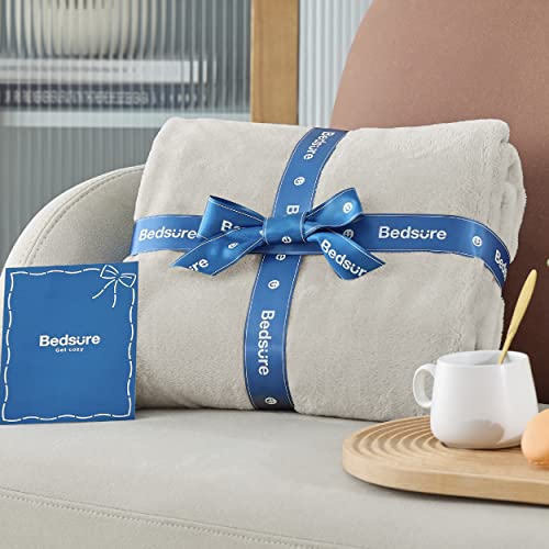 Bedsure Twin Fleece Blanket - Soft, Lightweight & Cozy Beige