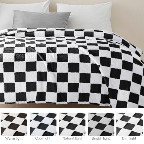 Exclusivo Mezcla Large Checkered Fleece Throw Blanket - Black / 50x60 inches