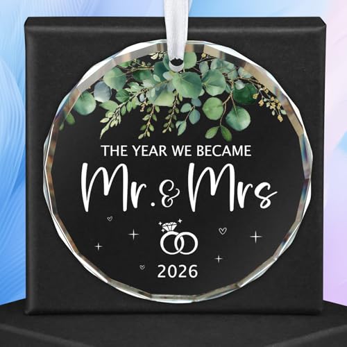 Personalized Wedding Ornament for Couples 2026 - Bridal Shower Keepsake Gift