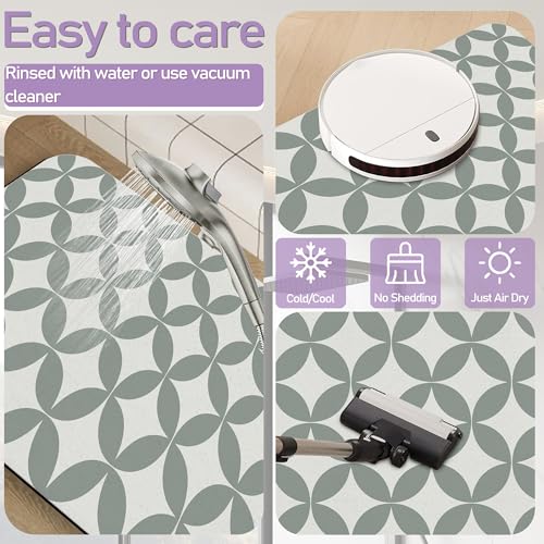 Sage Green Diatomite Bath Mat - Quick Drying & Non-Slip 17"x30"