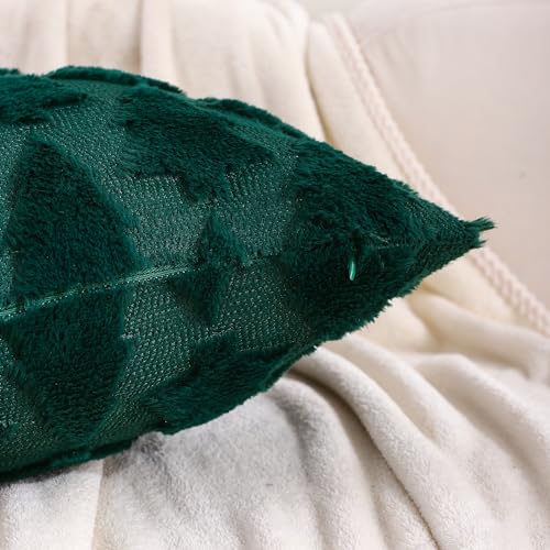 Tosleo Christmas Tree Throw Pillow Covers, Soft Faux Fleece, 18x18, Set of 2
