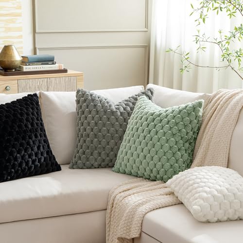 MIULEE White Faux Fur Throw Pillow Covers 18x18 Inch Set of 2