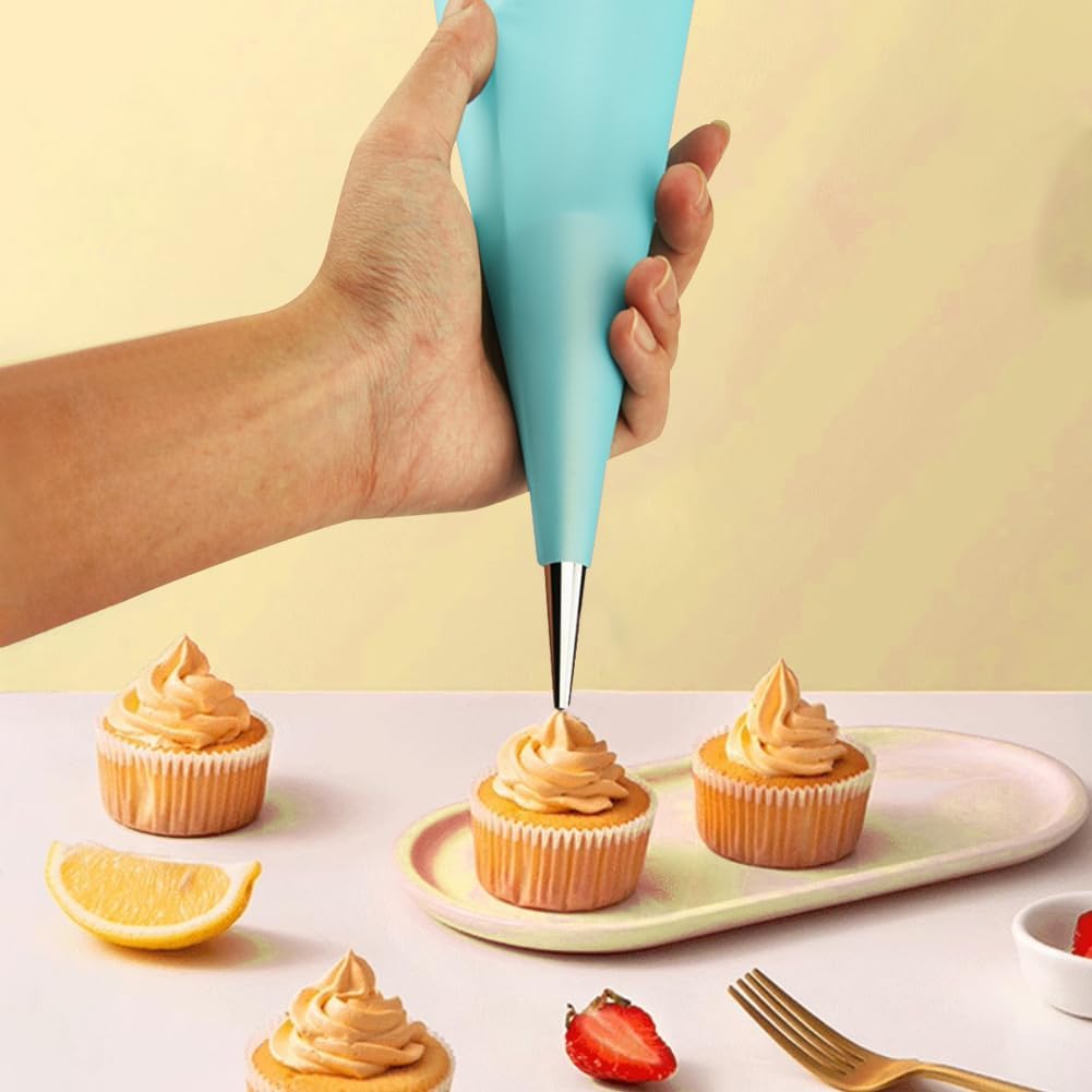 Skiennix Cream Horn Mold Kit - 35 Non-Stick Stainless Steel Conical Tubes for Danish Pastry | Silver
