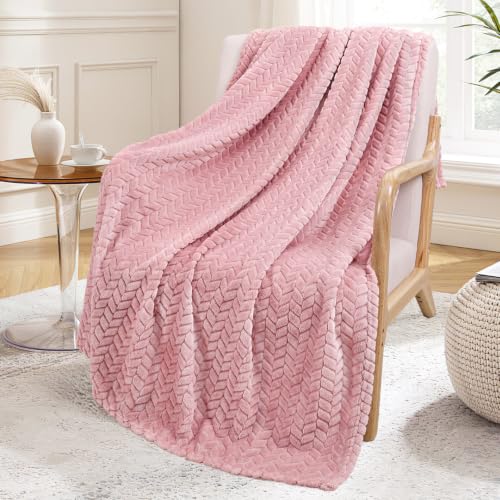 Exclusivo Mezcla Cozy Pink Fleece Throw Blanket, 50”x70”