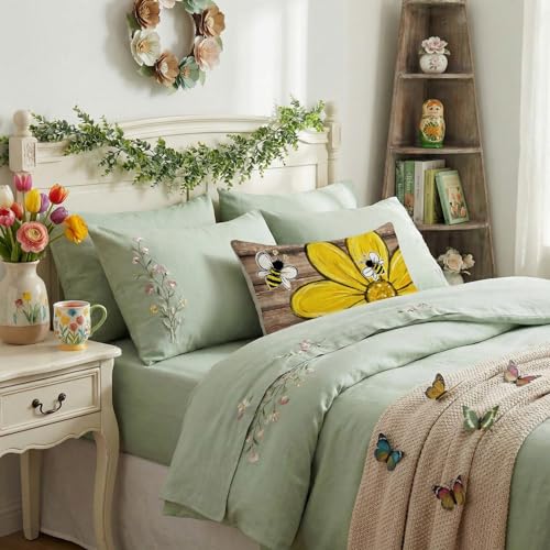 Daisy Bee Farmhouse Pillow Cover 12x20 Inch - Spring Decor