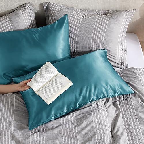 Bedsure Satin Pillowcase Set of 2 with Zipper - Queen Size 20x30 Inches, Silky Soft for Hair & Skin, Teal