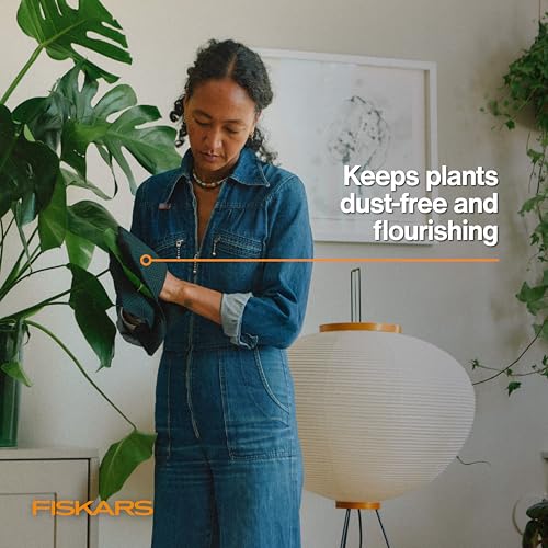 Fiskars SunKiss Microfiber Plant Cleaning Cloth for Indoor Plant Care