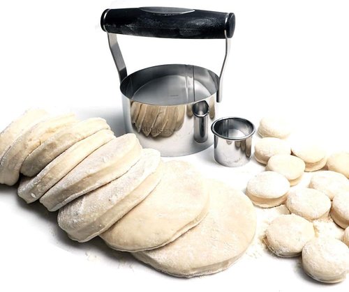 HULISEN Stainless Steel Biscuit Cutter - 3 Inch Round Cookie Cutter with Soft Grip Handle | Gift Package