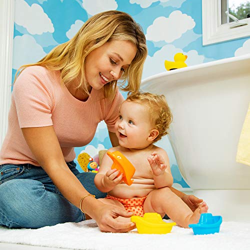 Munchkin Little Boat Train Bath Toy Set - 6 Floating Boats for Toddlers