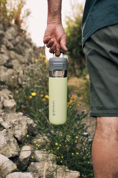 Stanley Quick Flip GO Water Bottle 24 oz - Insulated, Leakproof, BPA-Free | Perfect for Travel & Sports | Pomelo