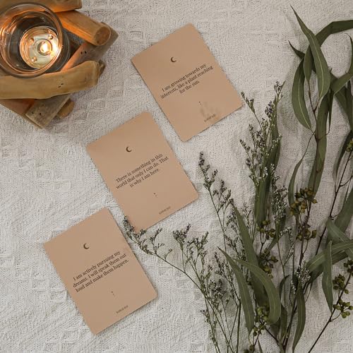 KAWAII KOI Affirmation Moments – 53 Motivational Cards with Stand for Women