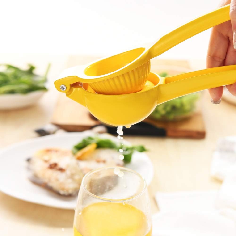 Skiennix Manual Citrus Juicer - Professional Lemon & Lime Squeezer | Durable Metal Design (Yellow)