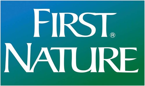 First Nature 32-Ounce Hummingbird Feeder - Easy Fill Wide-Mouth Reservoir & Two-Part Base