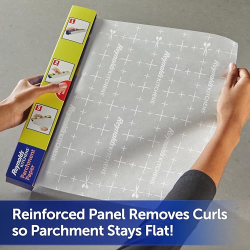 Reynolds Kitchens Stay Flat Parchment Paper Roll with SmartGrid, 45 Sq Ft