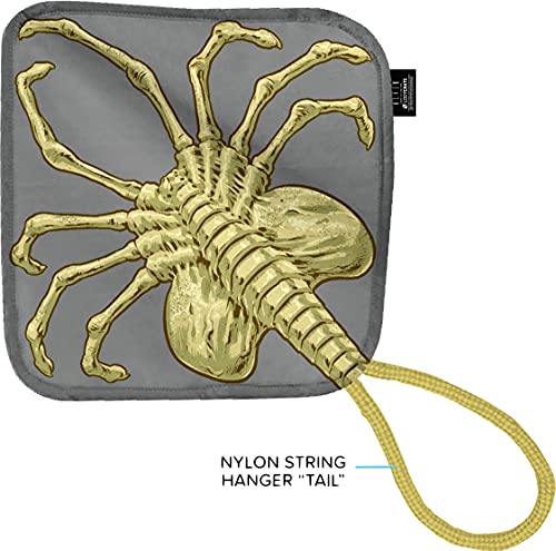 Alien Facehugger Towel with Hanger | Soft & Absorbent