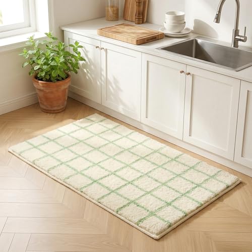 Greenjin Checkered Bath Mat, 16x24 Inch Non-Slip Microfiber Rug