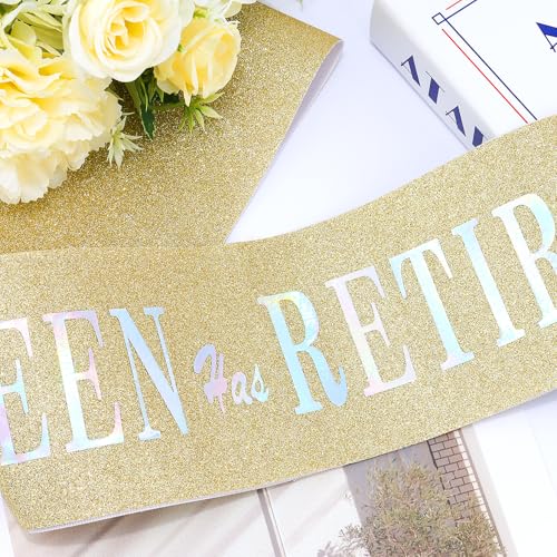 Elegant Retirement Sash for Women - 'The Queen Has Retired' Design