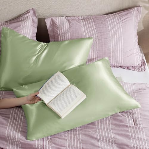 Bedsure Satin Pillowcase Set, Queen 20x30, Sage Green with Zipper
