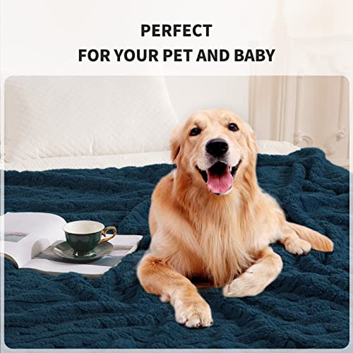 FY FIBER HOUSE 3D Pattern Fleece Throw Blanket, Navy, 50"x60"