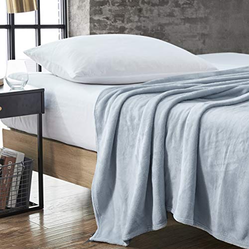 Kenneth Cole - Twin Blanket, Plush Fleece Bedding, Cozy Home Decor for All Seasons (Solid Blue, Twin)