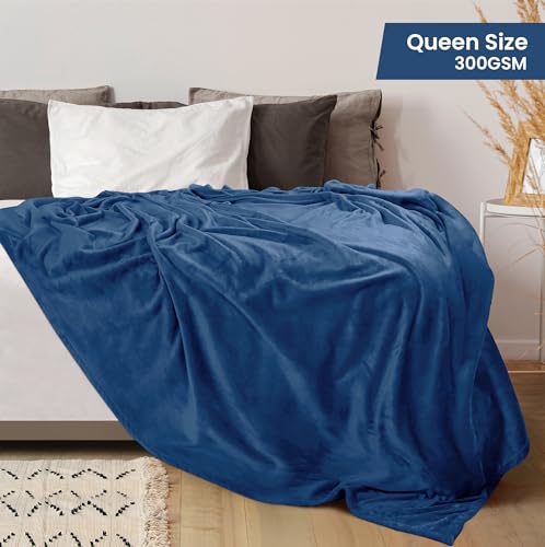 Utopia Bedding Queen Fleece Blanket, Soft Microfiber Bed Throw, Royal Blue
